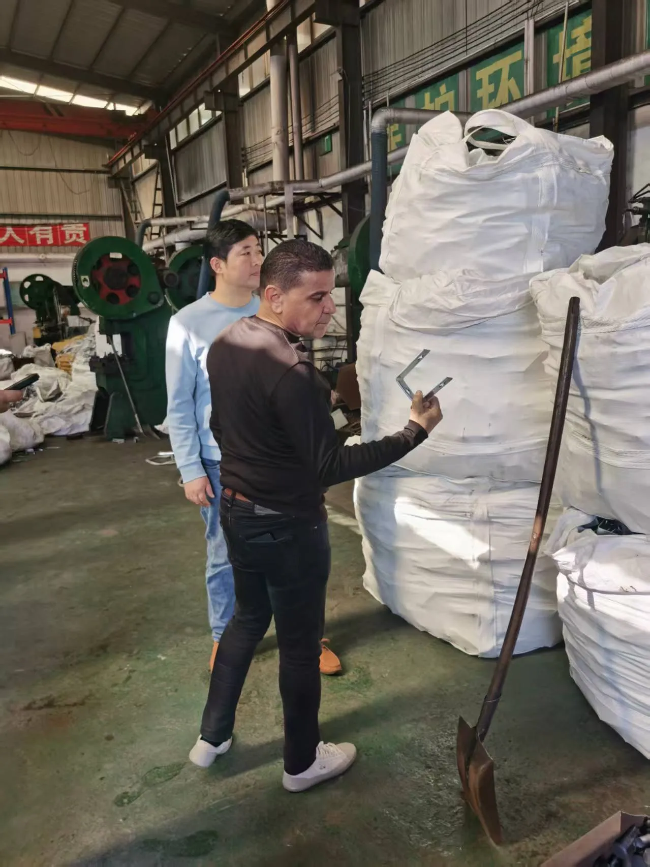 2857f5ee52ef20f61c04980f6ebe880e