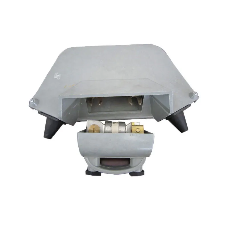 Disconnecting switch insulators