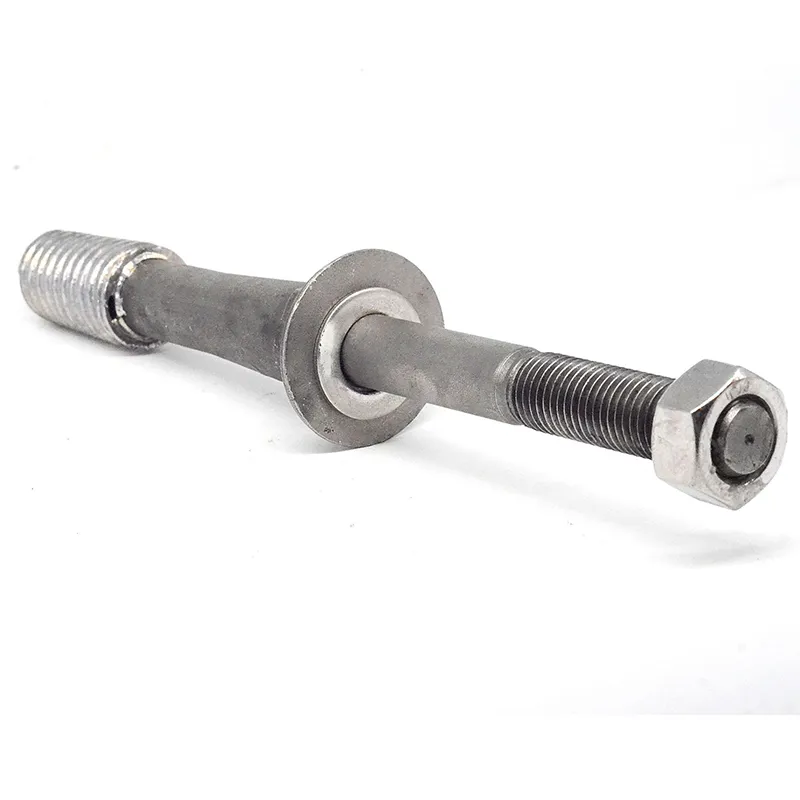 Insulator steel feet